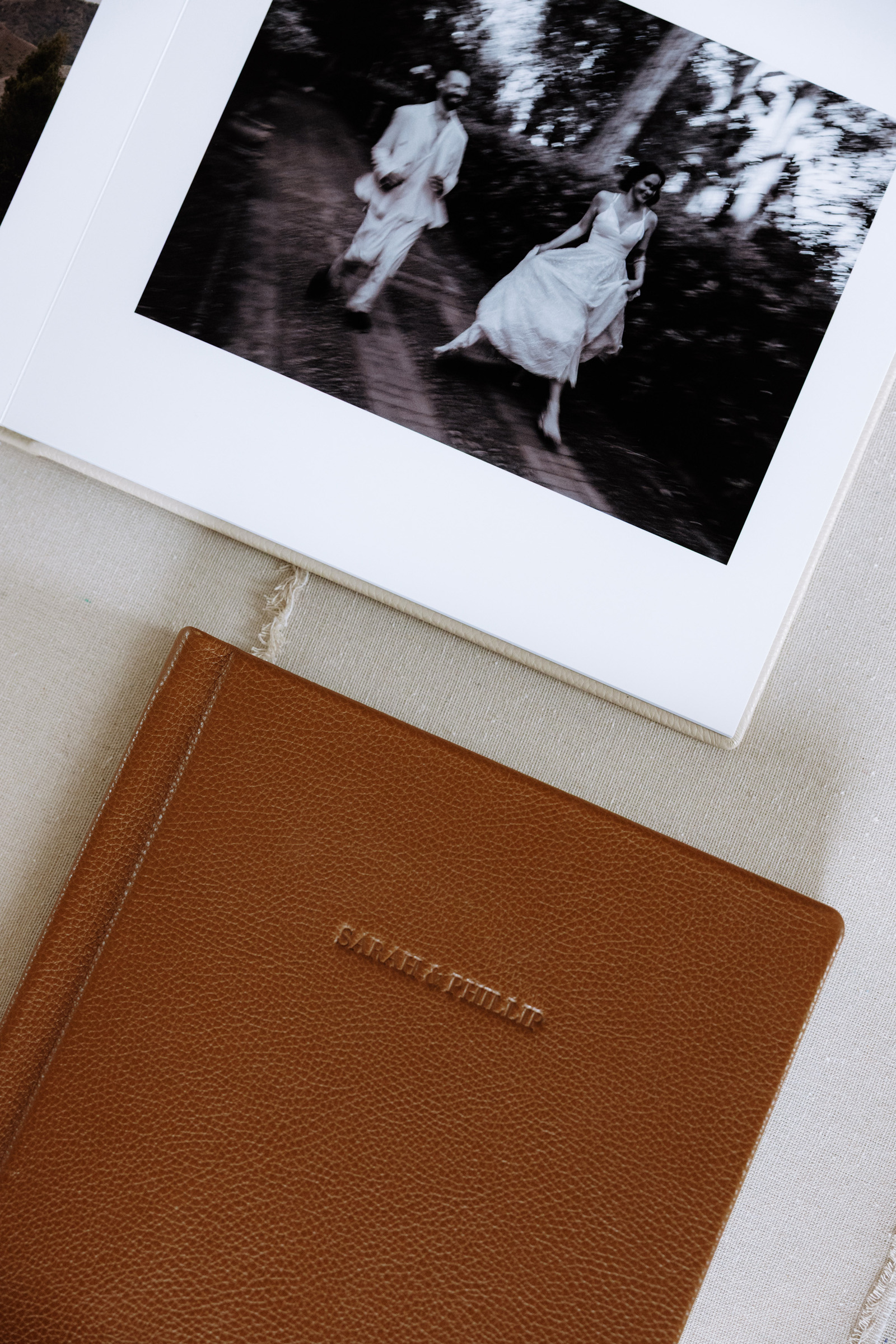Premium leather collection - lay flat